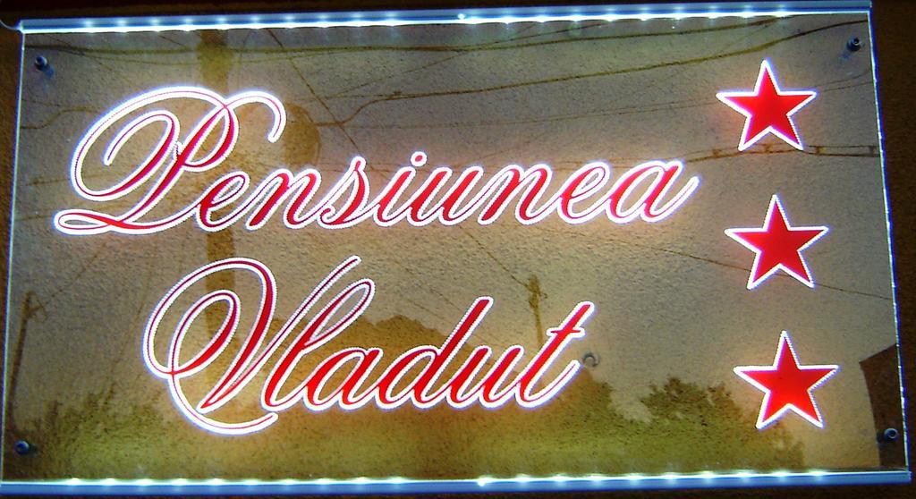 Pensiunea Vladut Timişoara Buitenkant foto